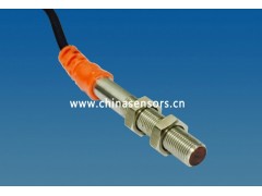 M5小柱形對(duì)射傳感器，內(nèi)置放大器，