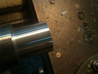 數(shù)控機(jī)床實(shí)現(xiàn)多把刀具加工螺紋方法