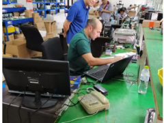 俄羅斯客戶再次訪問奧特儀表公司，進行壓力傳感器測試