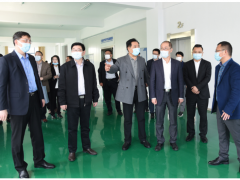 國家商務(wù)部外貿(mào)司副司長張力- -行蒞臨安徽天康集團調(diào)研工作