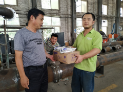 炎炎夏日送清涼 絲絲關(guān)愛系深情