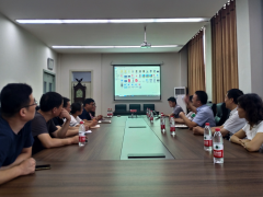 理工機(jī)械學(xué)院來開封儀表進(jìn)行技術(shù)交流