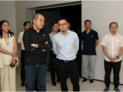 中金數(shù)據(jù)公司副總經(jīng)理田少岳一行蒞臨德力西考察