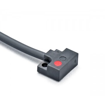 扁平式磁性接近開(kāi)關(guān)磁性傳感器AH014