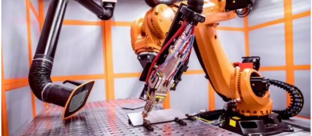 中國市場工業(yè)機器人銷量連續(xù)七年世界第一