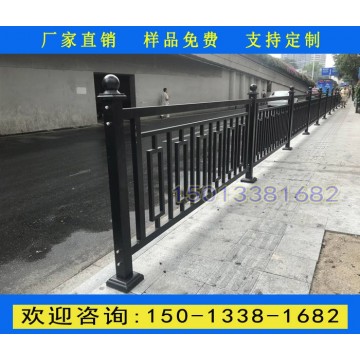 廣州道路兩邊黑色護(hù)欄廠家 黃埔人行