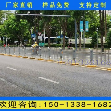 南山區(qū)城市道路護(hù)欄廠家直銷 寶安車