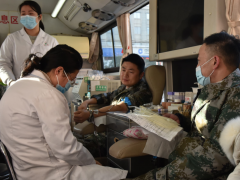 “退役不褪色，熱血見真情”安徽天康組織員工開展應(yīng)急獻血活動