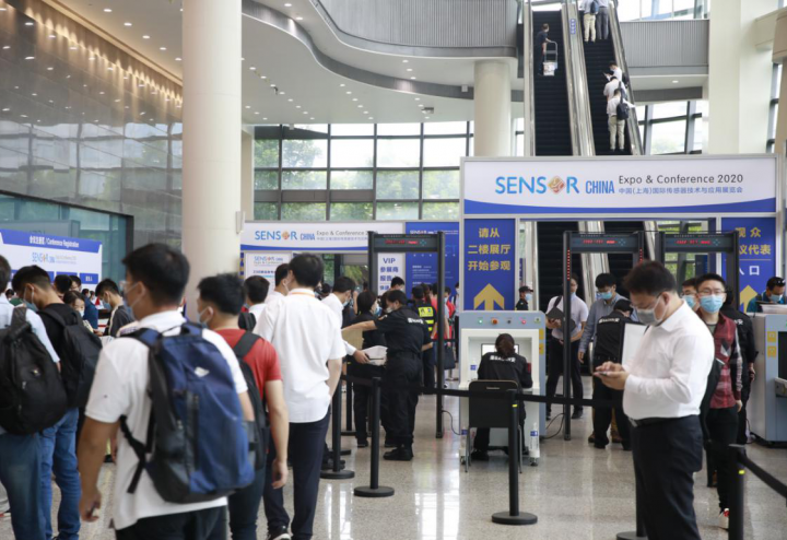 中國（上海）國際傳感器 項目總監(jiān)鐘海燕給大家拜個早年