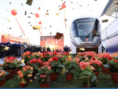 上海電氣助力阿爾斯通制造首列“南湖號”有軌電車下線