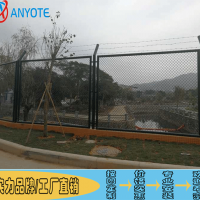 韶關(guān)輕工廠房圍欄網(wǎng) 汕頭港口鋼板網(wǎng)定制 深汕開發(fā)區(qū)建筑護(hù)欄網(wǎng)