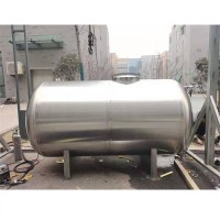 巴中鴻謙工業(yè)家用臥式反滲透蓄水罐蓄水塔家用戶外蓄水罐生產(chǎn)廠家