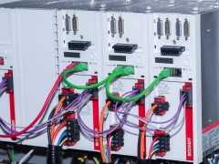 基于工業(yè) PC 和伺服產(chǎn)品的生產(chǎn)制造技術(shù)助力提升性能、速度和效率