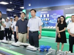 湖北省恩施州委副書(shū)記、州長(zhǎng)夏錫璠一行到訪(fǎng)正泰新能源