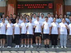 丹東百特持續(xù)開展“秋季助學(xué)”活動(dòng)受稱贊