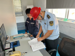 假期我在崗，守護不打烊——招遠市應(yīng)急局扎實開展“雙節(jié)”期間化工領(lǐng)域安全生產(chǎn)督導(dǎo)檢查
