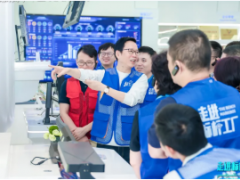 走進(jìn)“全球中小顯示屏之王”的硬核工廠，探秘顯示技術(shù)智造革命